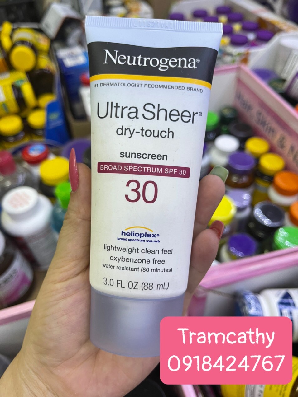 Kem chống nắng Neutrogena Ultra Sheer Dry-Touch SPF 30 Sunscreen Lotion